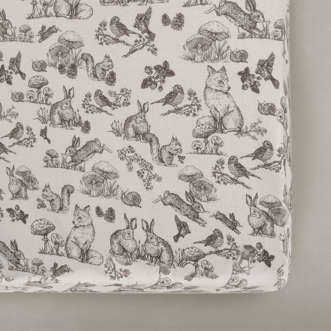 Oilo - Crib Sheets - Woodland Nursery-Oilo image
