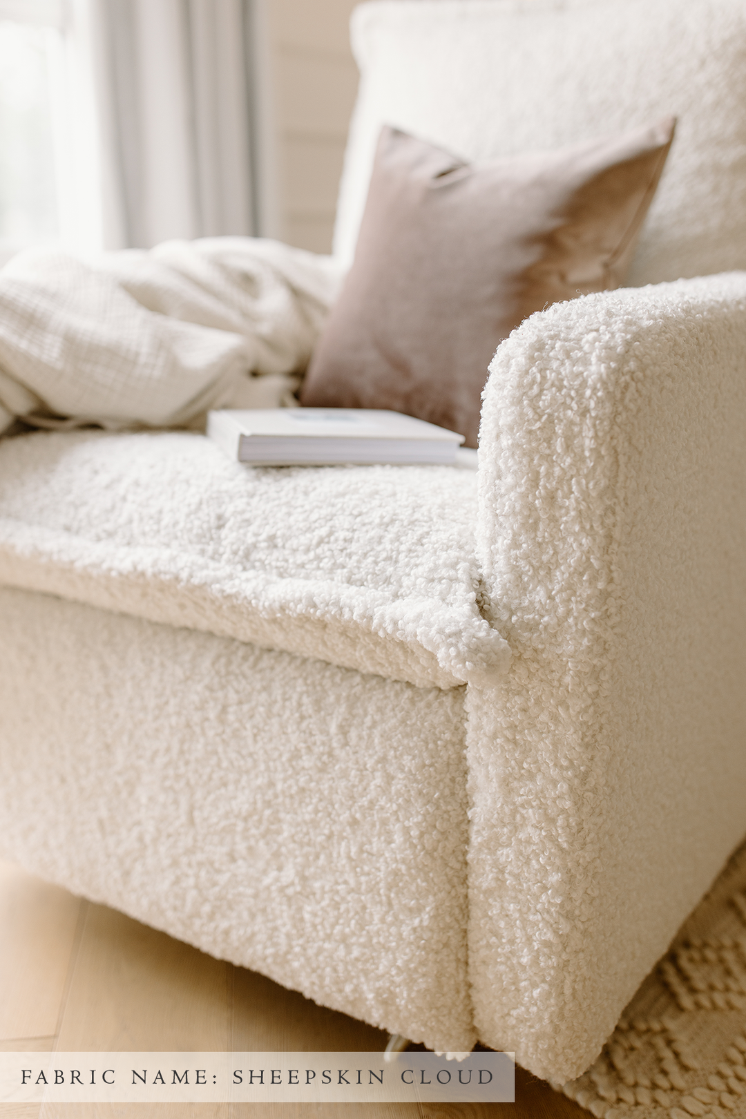 Oilo - Flynn– Gliding Swivel Nursery Recliner image 6