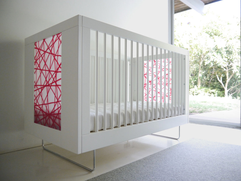 Spot on Square - Alto Crib - Red Strands image