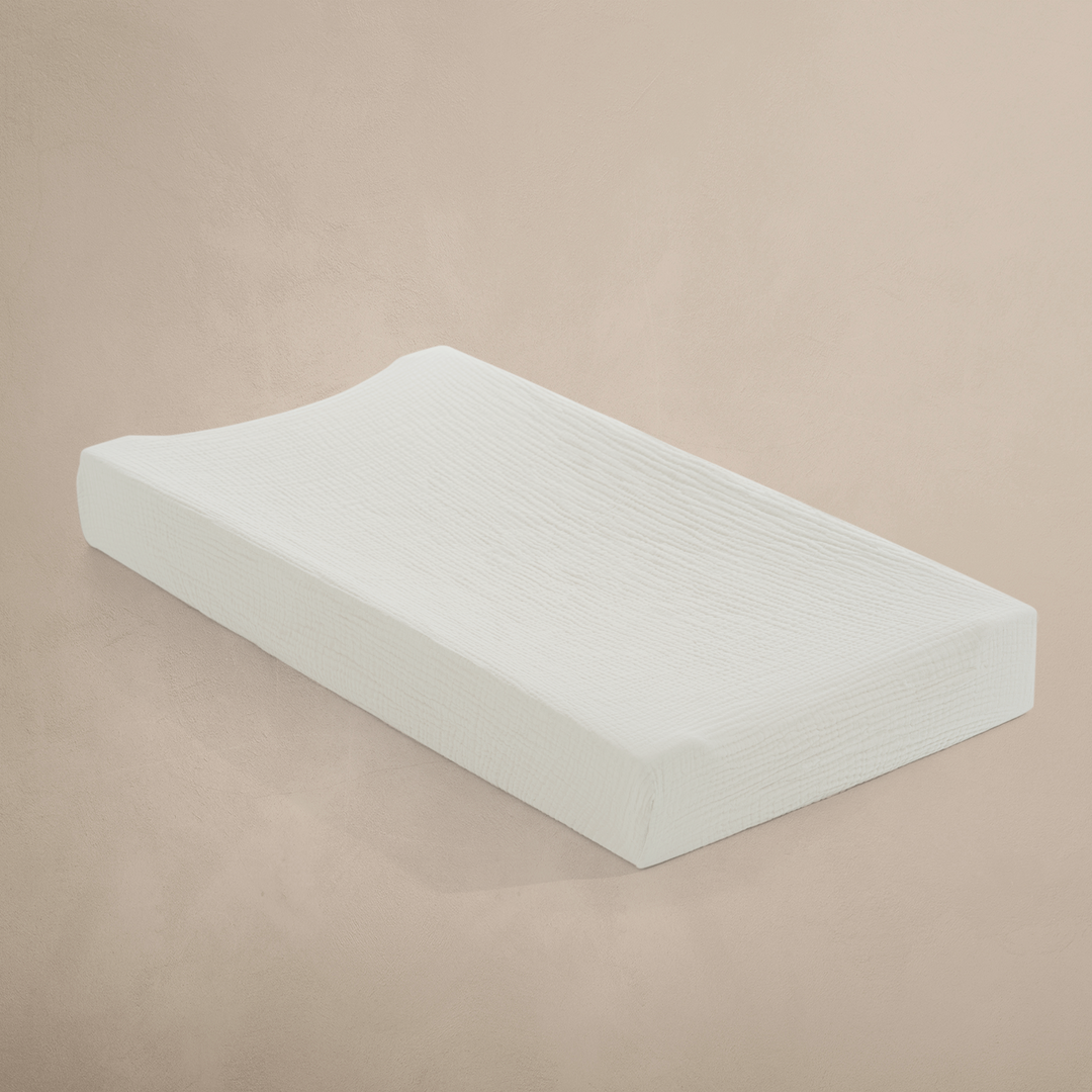 Oilo - Changing Pad Cover - Eggshell Creme - Premium Muslin-Oilo image